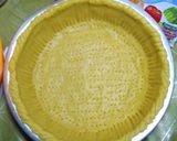 Foto langkah ke 2 dari resep Pie Susu Teflon Topping Buah Ekonomis Takaran Sendok.