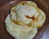 Foto langkah ke 2 dari resep Telur Ceplok Masak 3 Saus.