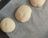 Foto del paso 4 de la receta: Pan rústico para hamburguesas