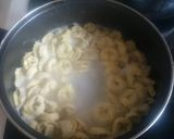 Foto del paso 1 de la receta Tortellini con salchichas y bacon