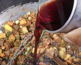 Foto del paso 4 de la receta: Arroz meloso de cerdo con vino tinto