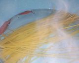Foto del paso 1 de la receta: Spaghetti con camarones