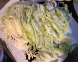 Une image de l'étape 2 de Salade iceberg,carottes jaunes,concombre et spiruline.