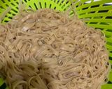 Hình bước làm 2 của món Mỳ chũ gà trộn (Phở gà trộn)
