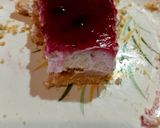 A picture of step 6 of Mascarpone, Cream, and Berry Cheesecake.