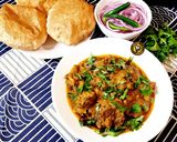 A picture of step 1 of Halwayi Style Gobhi Aloo Sabzi.
