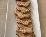 Foto del paso 4 de la receta: Galletas integrales tipo cracker