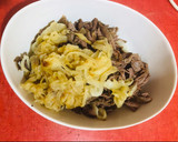 Foto del paso 5 de la receta: Carne en hebras (cocción lenta) ideal para rellenar sándwich, empanadas, lasaña, económica y fácil 🤗