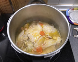 Foto del paso 4 de la receta: Redondo de pavo en salsa