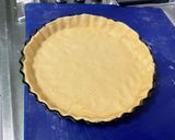 A picture of step 9 of Apple, Banana, and Caramel Tart.