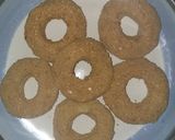 A picture of step 5 of Potatoe Doughnut.
