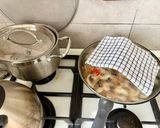A picture of step 8 of Суп с крупами, бобовыми и шампиньонами.