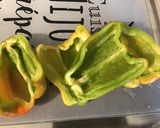 Une image de l'étape 2 de Salade de riz vert au jambon, concombre, poivrons, tomates et olives noires.