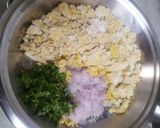 A picture of step 3 of Jowar Atta Masala Paratha.