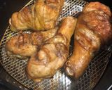 Hình bước làm 4 của món Đùi gà nướng ngũ vị hương - Air fryer