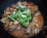 Foto langkah ke 3 dari resep Asem - Asem Pedes Ayam.