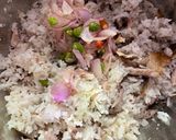 A picture of step 4 of Fried mackerel rice bowl.