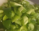 Foto del paso 2 de la receta: Redondo de pollo relleno con salsa española