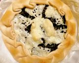 Foto del passaggio 3 della ricetta Galette salata con cicoria e formaggio pecorino