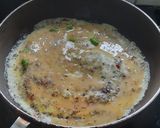 चिझी आमलेट सँडविच (cheesy omelette sandwich recipe in marathi) रेसिपी स्टेप 2 फोटो 