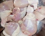 Foto langkah ke 1 dari resep Ayam Goreng Ketumbar.