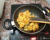 A picture of step 4 of Pumpkin Coconut Curry.