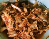 Foto langkah ke 5 dari resep Ayam suwir pedas.