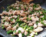 Foto del paso 4 de la receta: Pechuga de pollo con patatas
