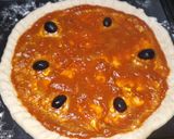 صورة لخطوة 4 من وصفة بيتزا 🍕 سهلة وبسيطة و بمكونات موجودة في كل بيت 🍕💯🥰👍