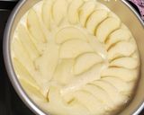 Foto langkah ke 4 dari resep Yogurt Apple Cake.