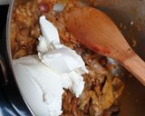 Sós palacsinta párnák sajtos gombás raguval töltve gazdagon recept fázis 3 fotója
