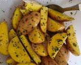 Sült csirkecomb héjában sült burgonyával recept fázis 1 fotója