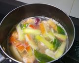 Gambar langkah 2 resipi Masak Bening Tembikai.