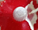 Foto langkah ke 6 dari resep Pudding Susu Merah Putih.