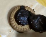A picture of step 4 of Lazy Biscuit cocoa butter Slice Cake.