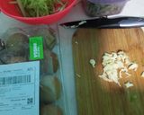 Foto langkah ke 1 dari resep Tumis Labu Siam Mix Telur.