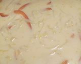 A picture of step 1 of Thai prawn and noodle soup.