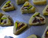 Cashew dates burfie recipe step 4 photo