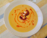 Foto del paso 6 de la receta: Crema de zanahoria con langostinos