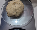 Foto del paso 4 de la receta: Pan de semillas con sal de albahaca