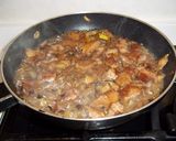Foto del paso 9 de la receta Setas con puerro y longanizas blancas