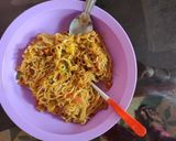 A picture of step 8 of Schezwan Maggi.