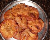 A picture of step 7 of Rabdi malpua.