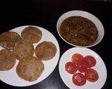 A picture of step 3 of Mushroom matar ki sabji.