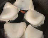 Foto del paso 4 de la receta Sepia con patatas al ajillo