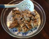 A picture of step 1 of California Farm Chicken Liver Fried Rice.