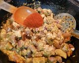 A picture of step 5 of Spicy Brinjal Masala.