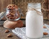 Foto langkah ke 4 dari resep Susu Kacang Almond.