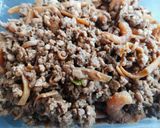 รูปขั้นตอนการทำที่ 2 ของ ข้าวต้มหมูสับทรงเครื่อง
