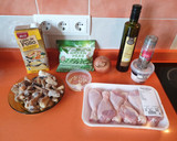 Foto del paso 1 de la receta: Muslitos de pollo guisados con setas